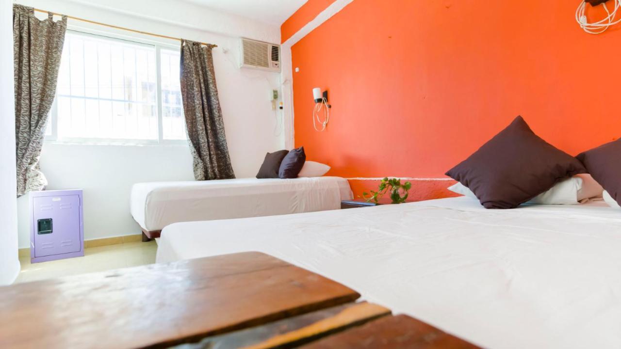 Weary Traveler Hostelトゥルム 部屋 写真