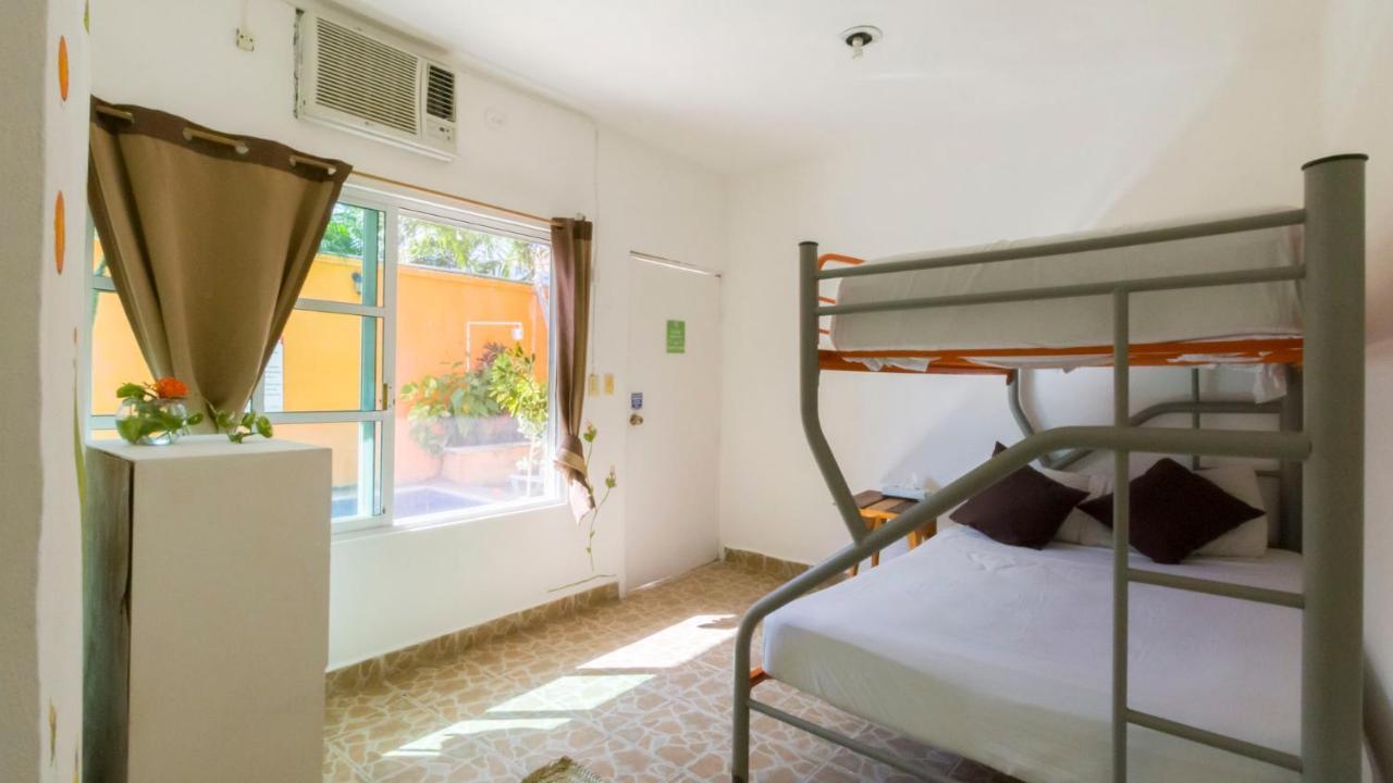 Weary Traveler Hostelトゥルム 部屋 写真